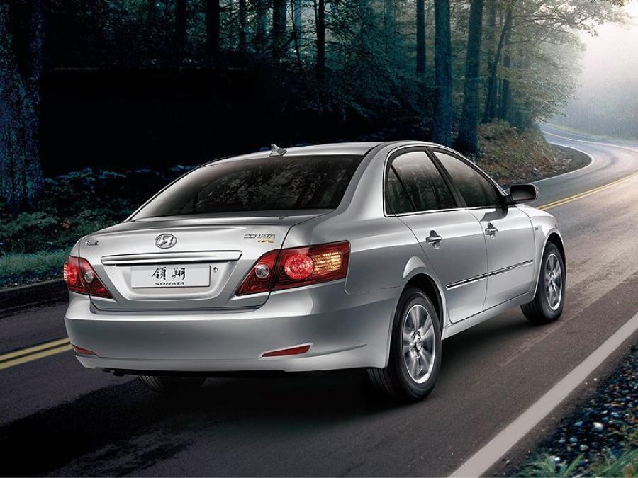  Hyundai Sonata Ling Xiang 2008 года  (фото 2 из 11)